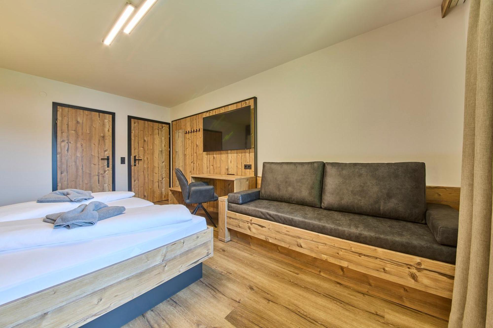 Eibinghof Bed & Breakfast & Swim Зальбах-Гінтерглемм Екстер'єр фото